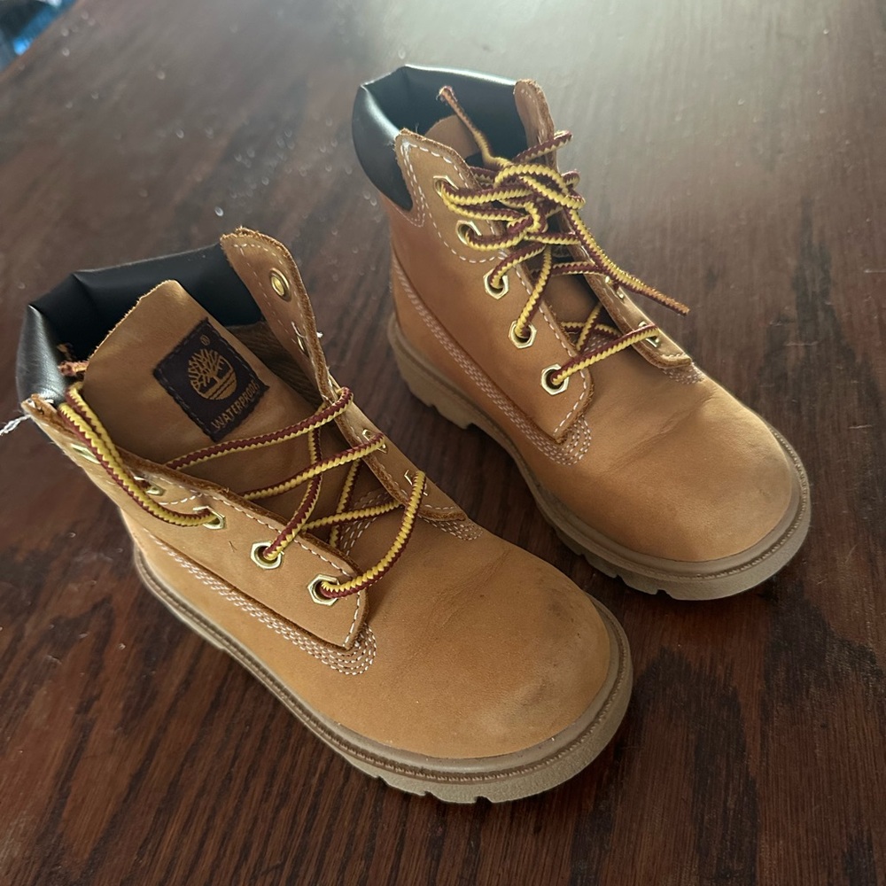 Kids timberland boots 9c